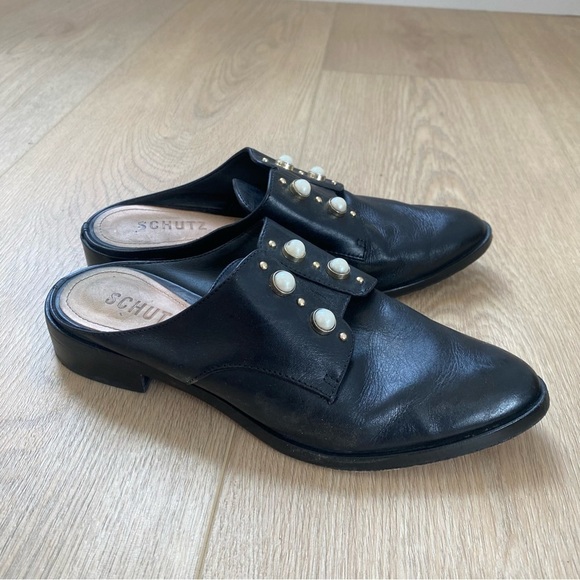 Schutz Jaine Pearl Embellished Black Leather Slip On Mule - Picture 1 of 5